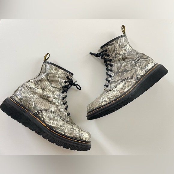 Vintage 90s Dr. Martens DMs Snake Python Lace Up Goth Combat Boots UK 8 - Picture 8 of 13